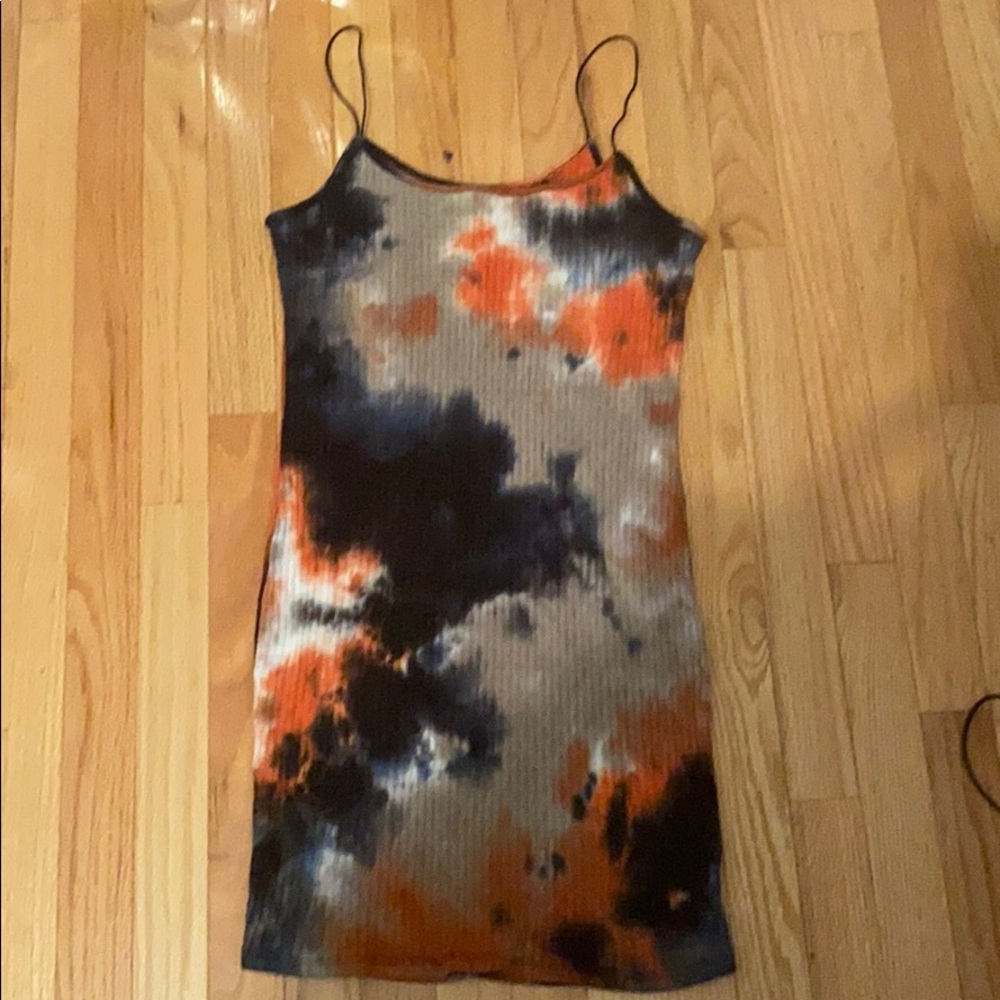 Cute midi dress !